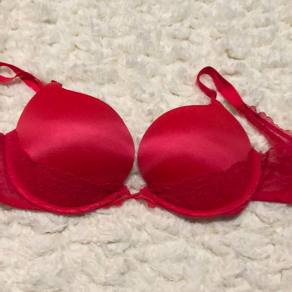 Victoria secret Bra Red